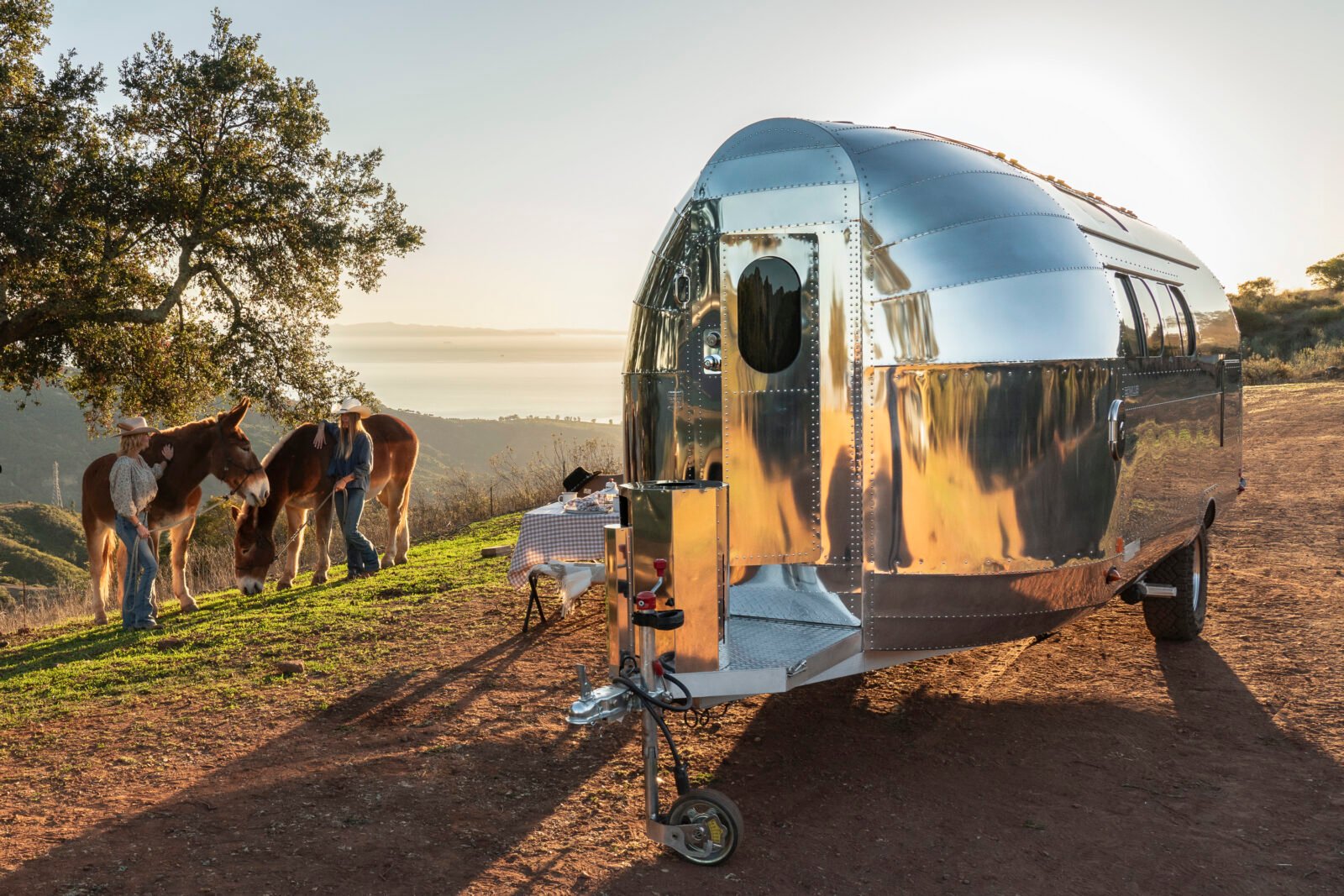 Bowlus Goes Off-Grid in Style with the 2026 Endless Highways® Frontier Edition